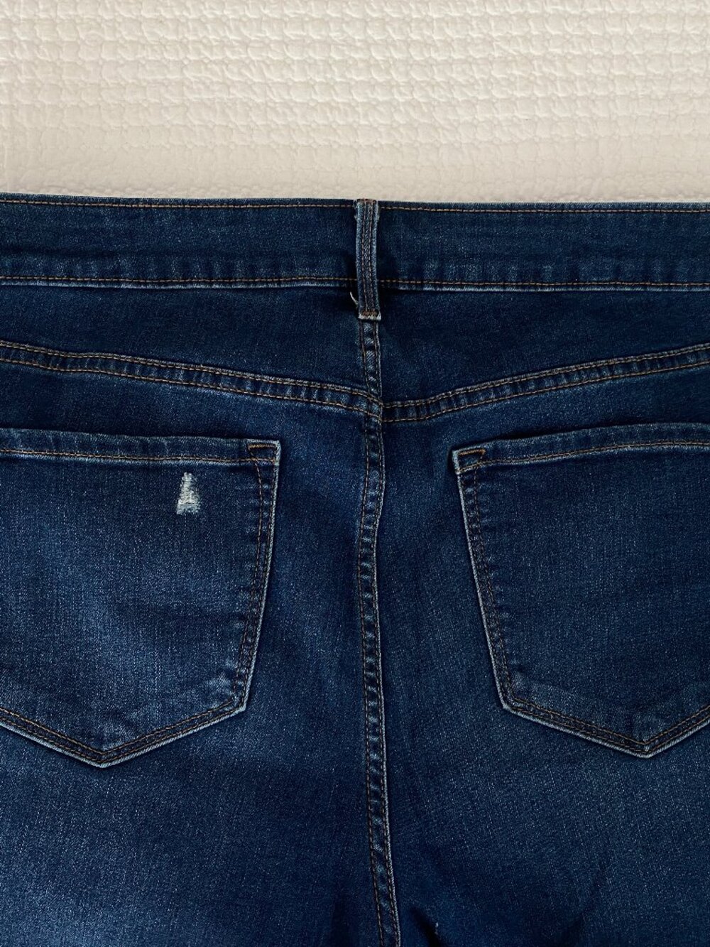 Women's Old Navy ROCKSTAR Jeans (16) - Picture 3 of 6